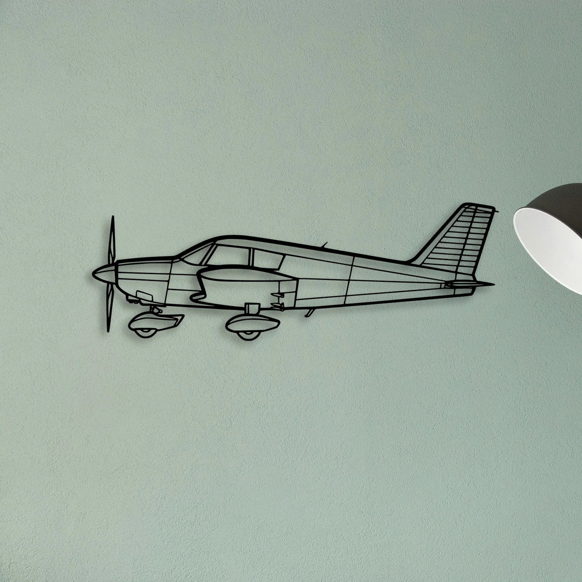 DA40 Classic Aircraft Silhouette Metal Wall Art - Tinvibe